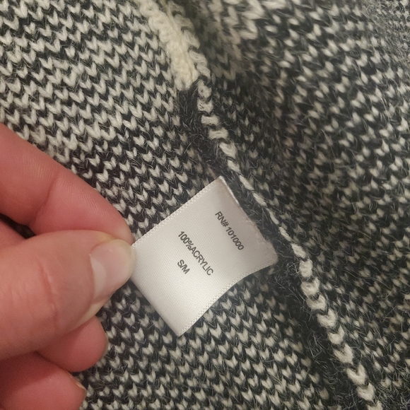 Long thick open sweater in size small-med definitely oversized made with love by - Picture 5 of 5